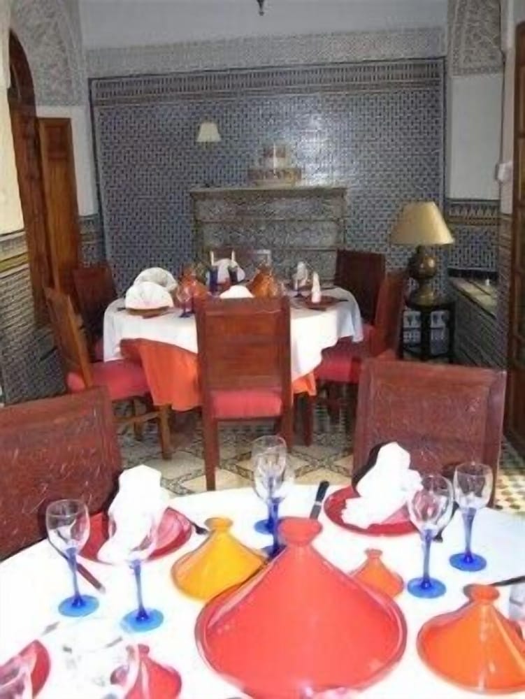 Riad Au 20 Jasmins 40/49