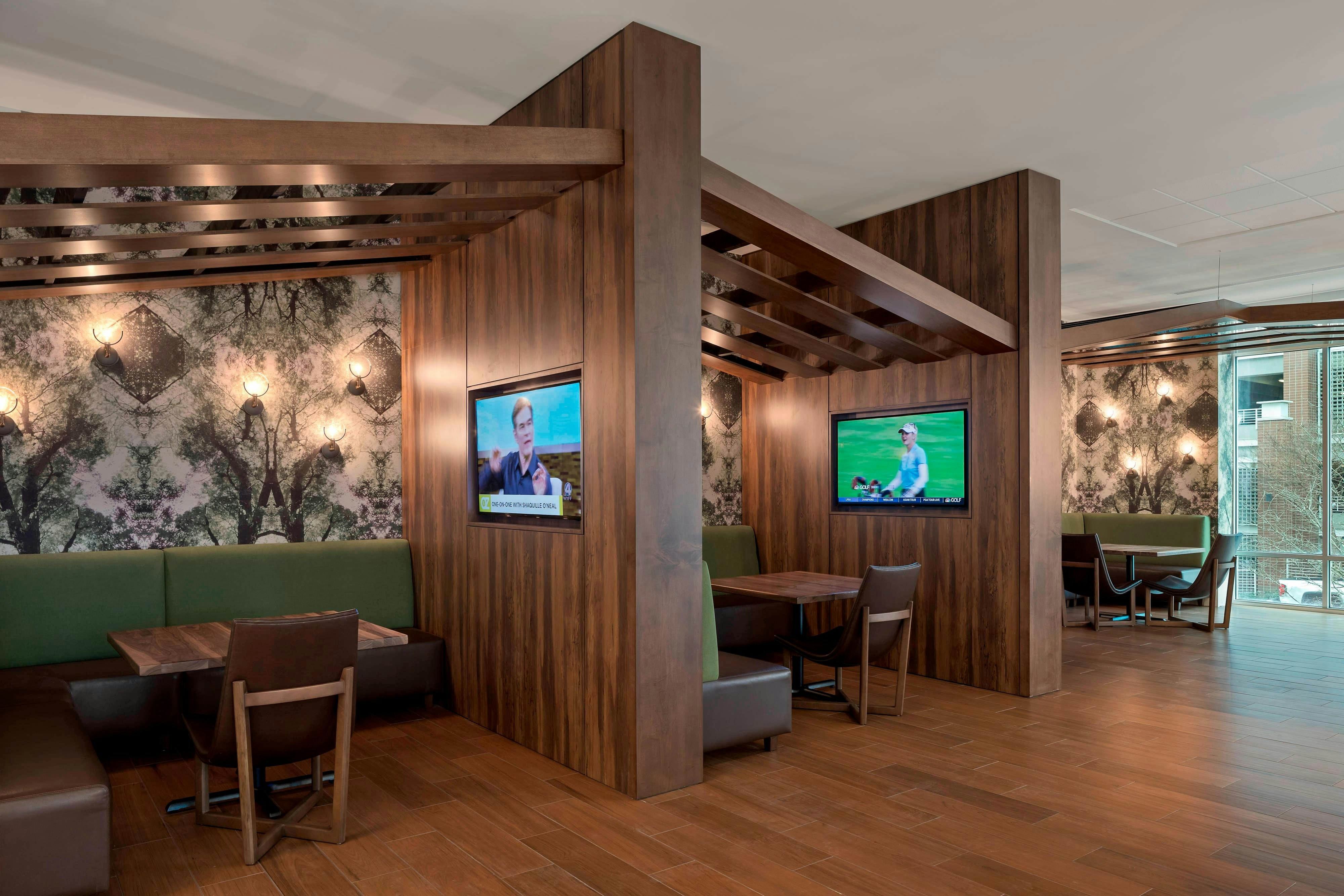 Springhill Suites By Marriott Downtown Greenville 38/63