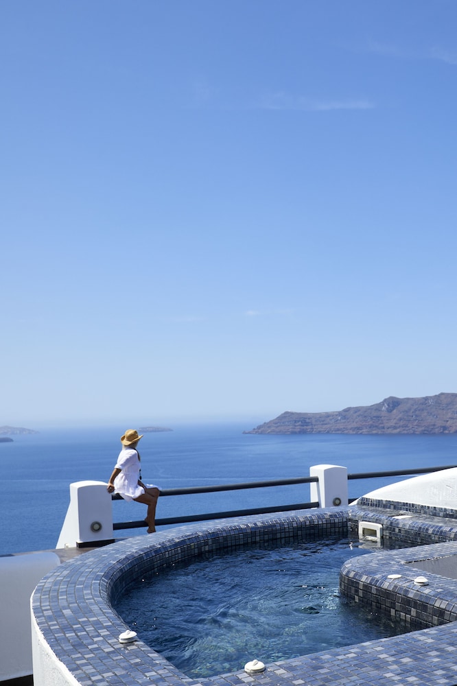 Oia Suites 47/50