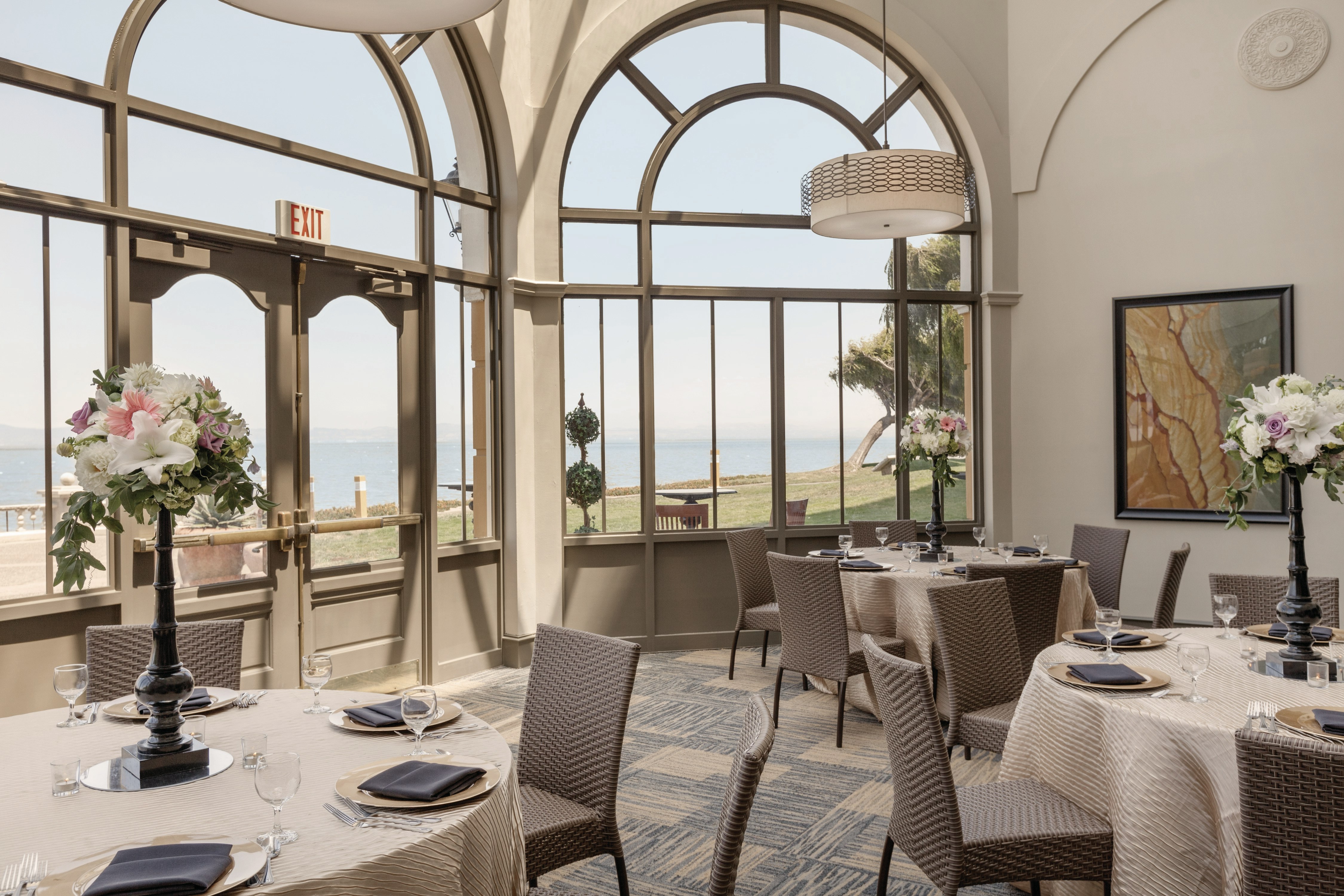 Embassy Suites By Hilton San Francisco Airport Waterfront 33/50