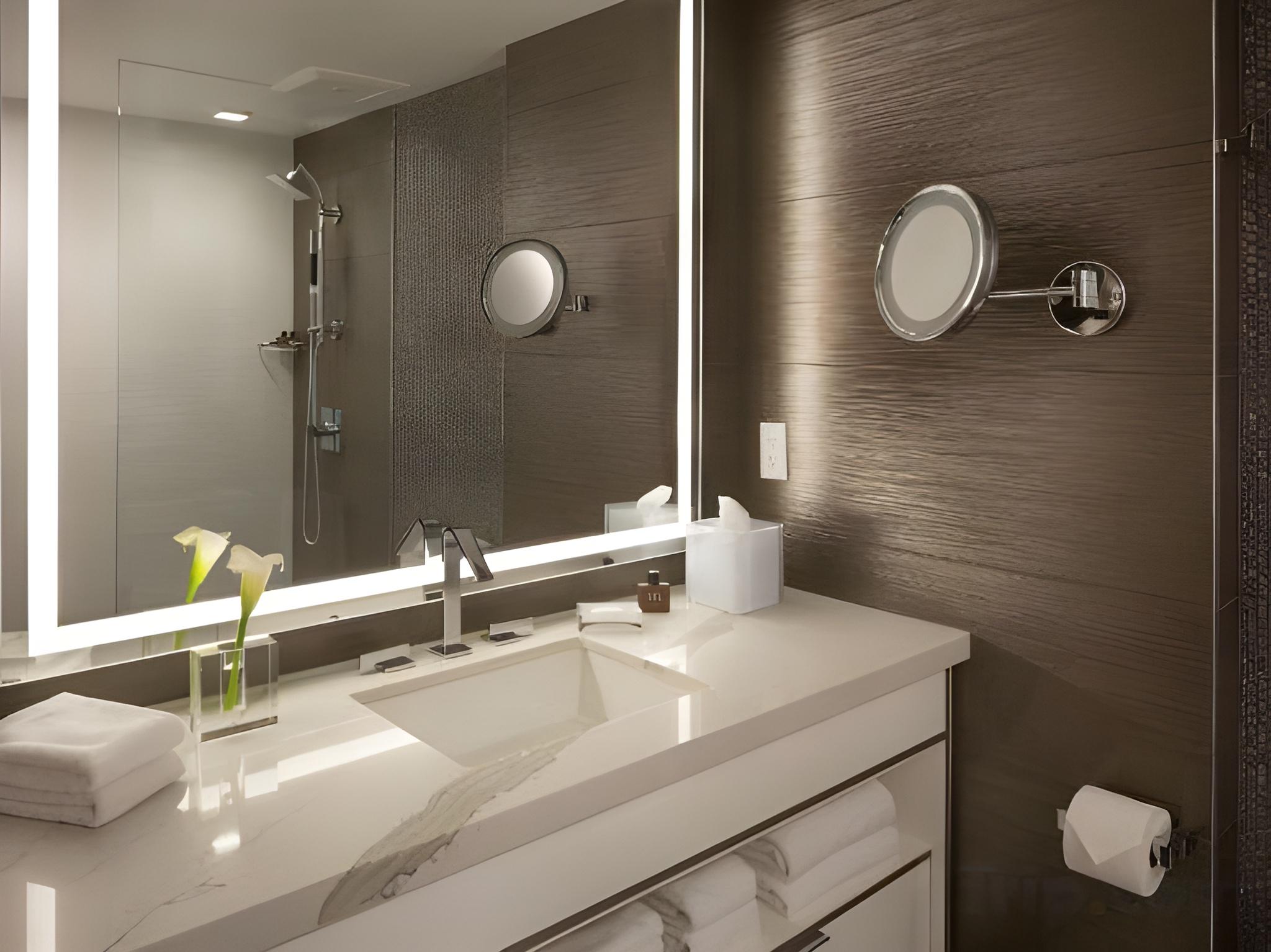 South Beach, Suite, Accessible