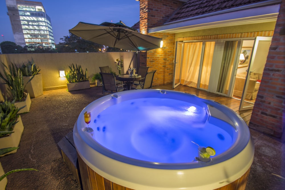 Hotel Villa Morra Suites 23/51