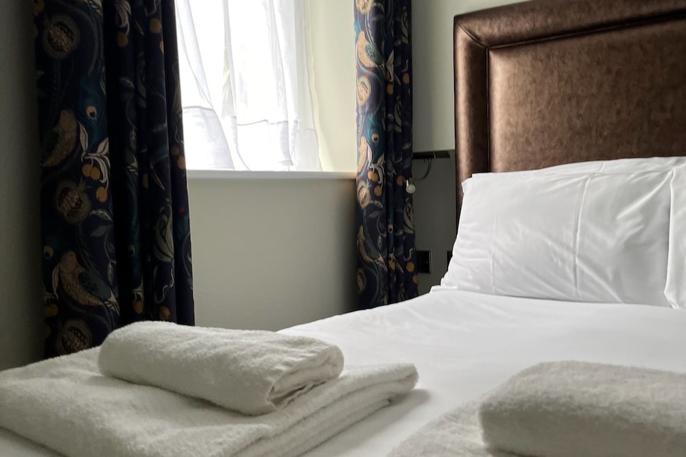 The Elizabeth House Hotel 31/58
