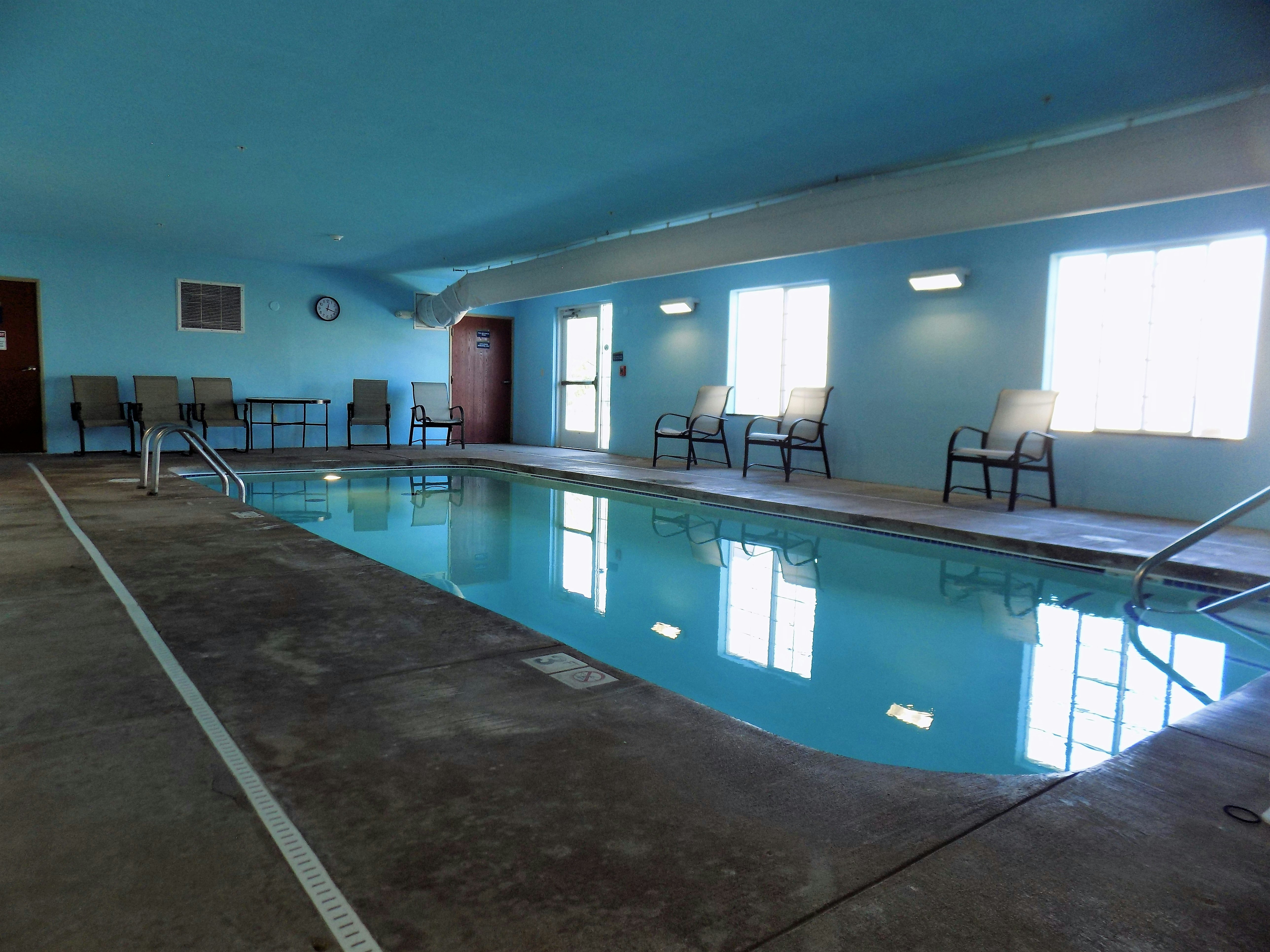 Cobblestone Hotel Suites Seward Ne 39/73