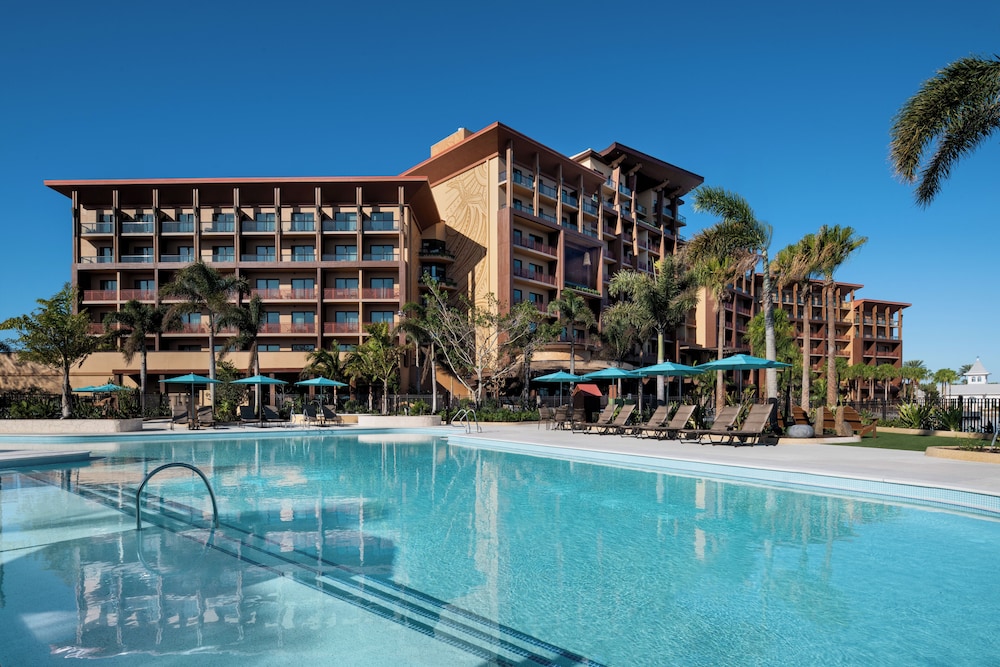 Disneys Polynesian Village Resort 5/50