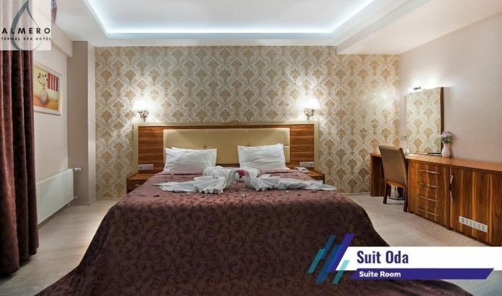 WHITE TUANA THERMAL YALOVA 38/69