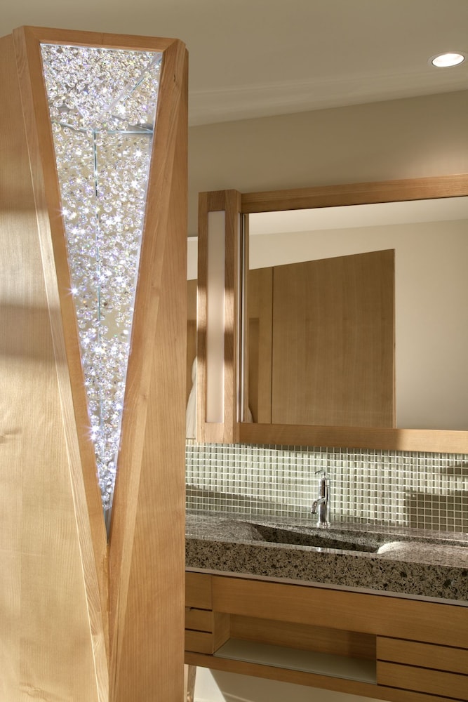 Sparkling Hill Wellness Resort And Spa 20/32