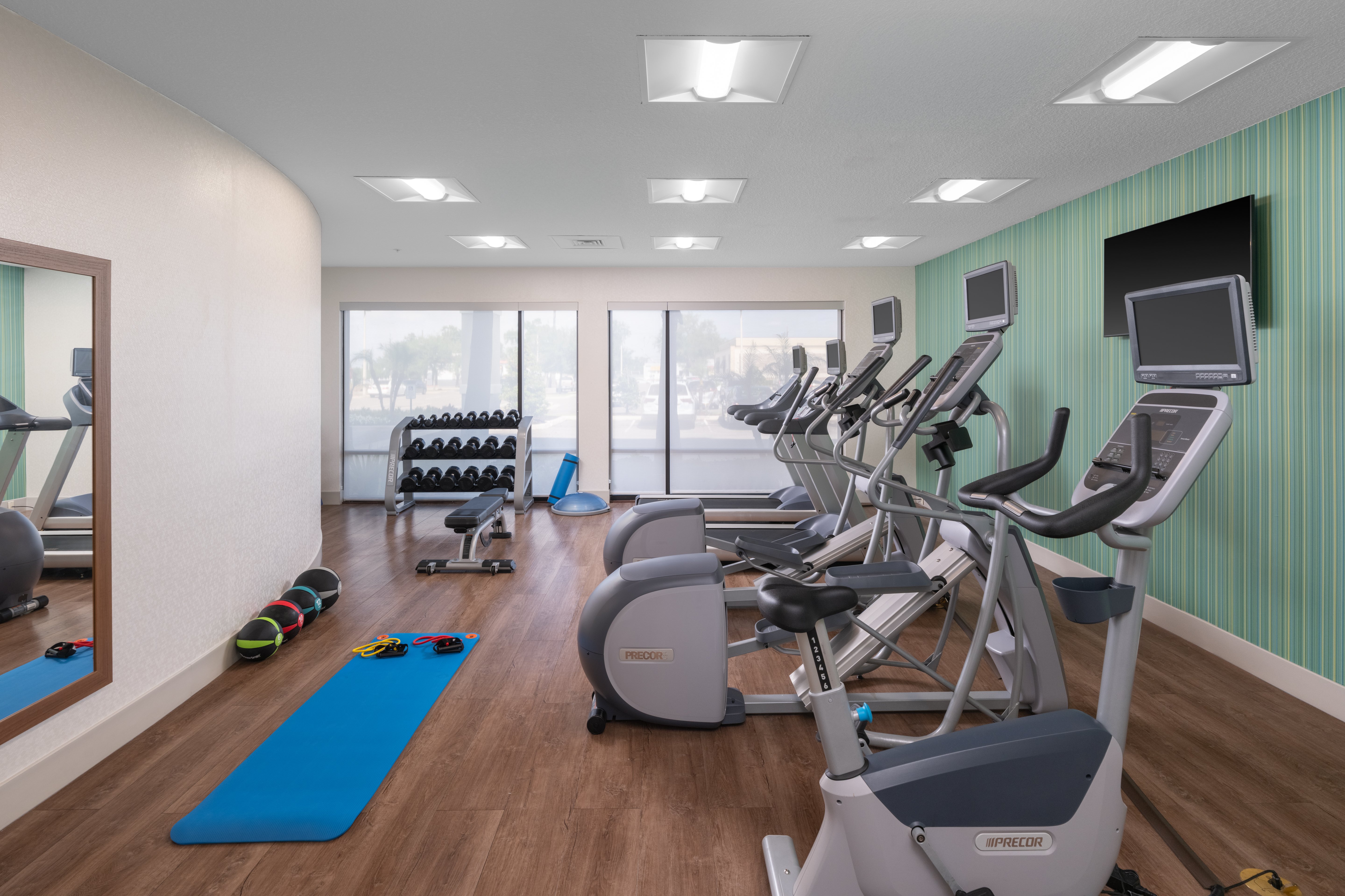 Holiday Inn Express And Suites Lakeland South 22/50