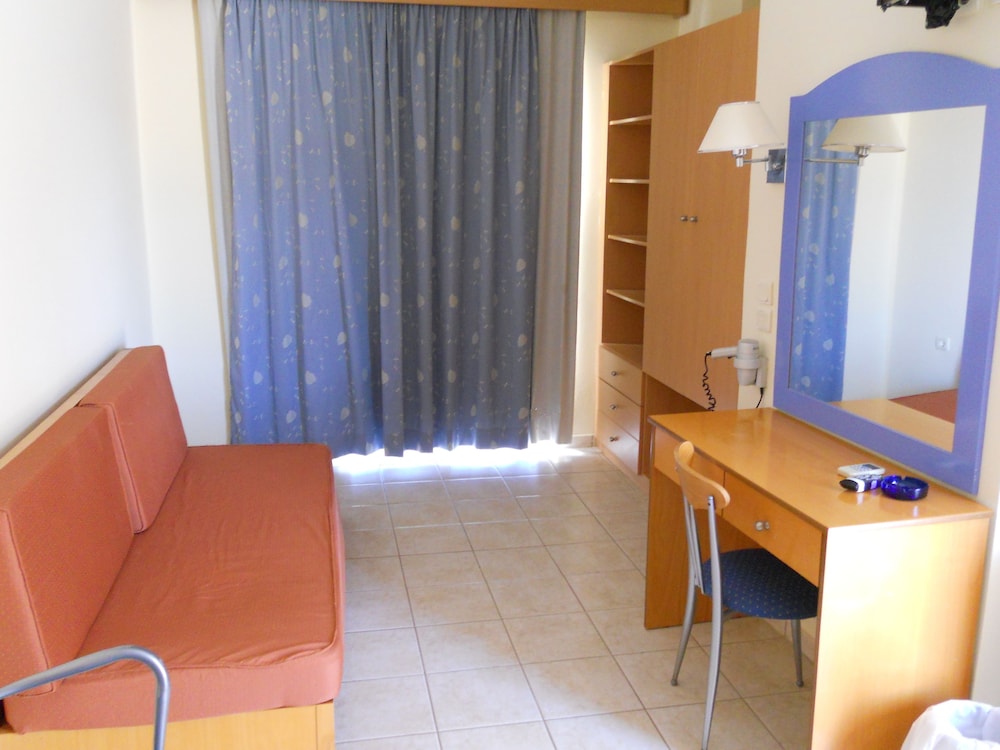 Sweet Kalimera Apartments 50/50