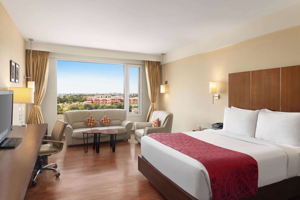 Ramada by Wyndham Jaipur North 31/65