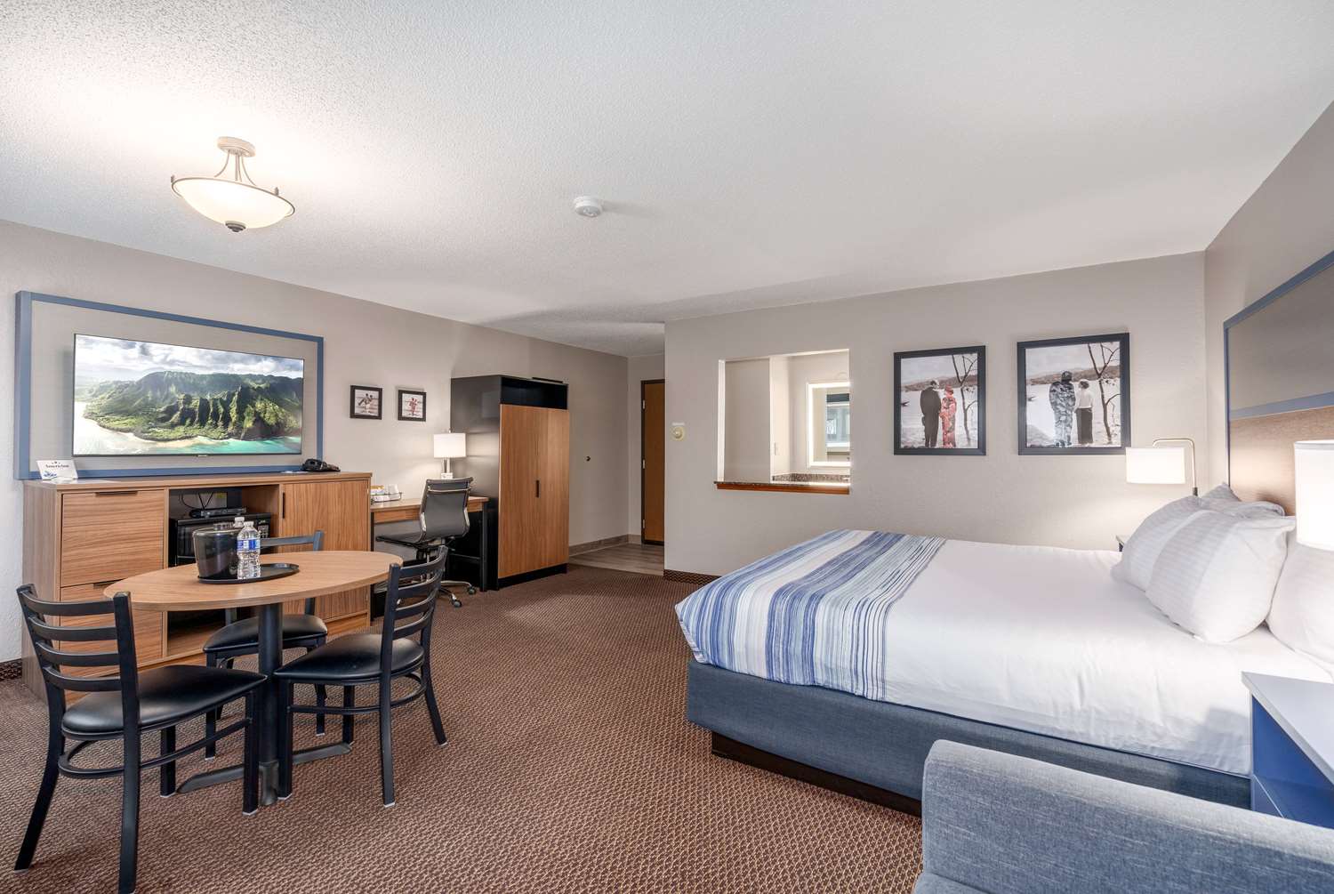 AmericInn by Wyndham New Richmond 13/40