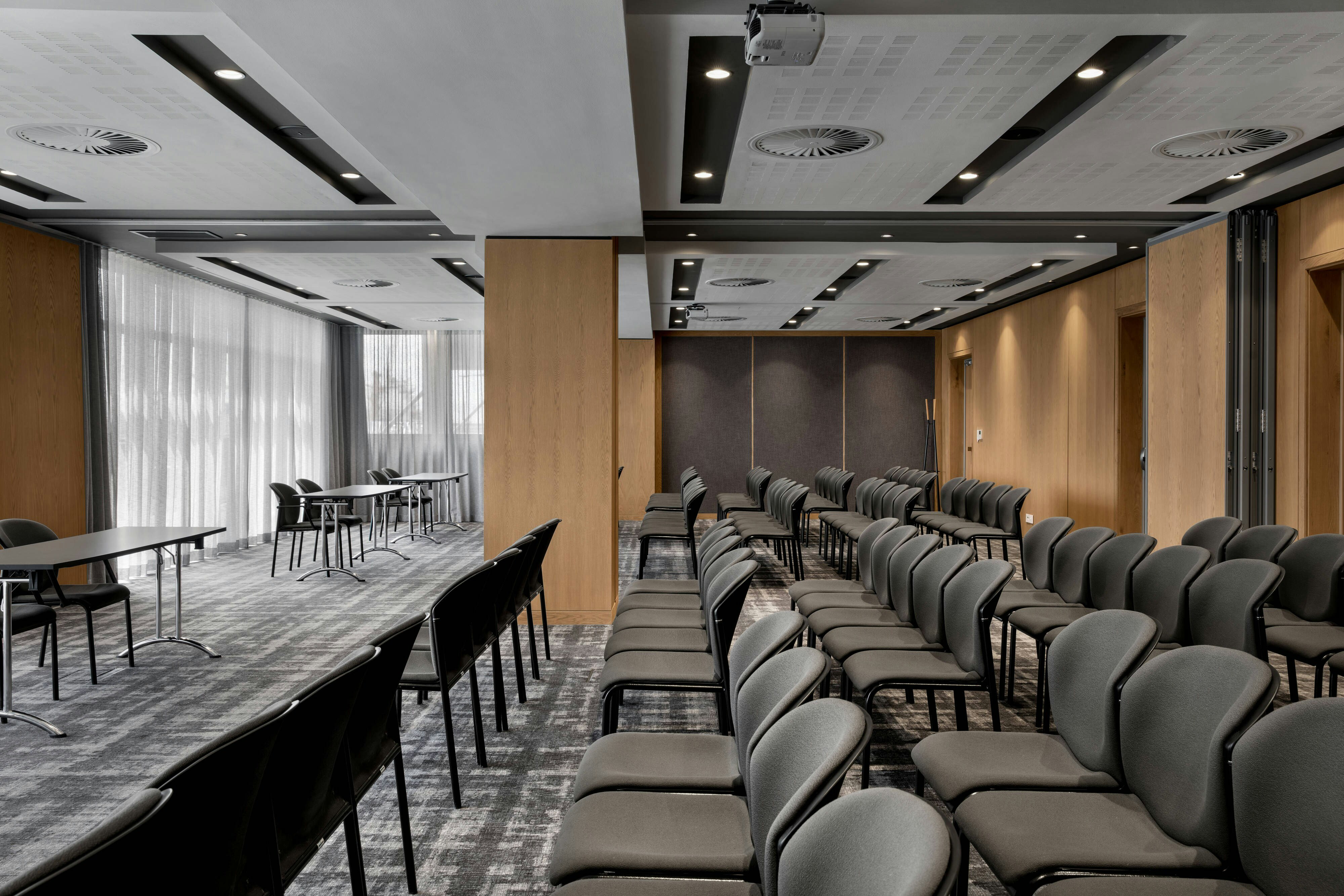 AC Hotel by Marriott Cape Town Waterfront 47/55
