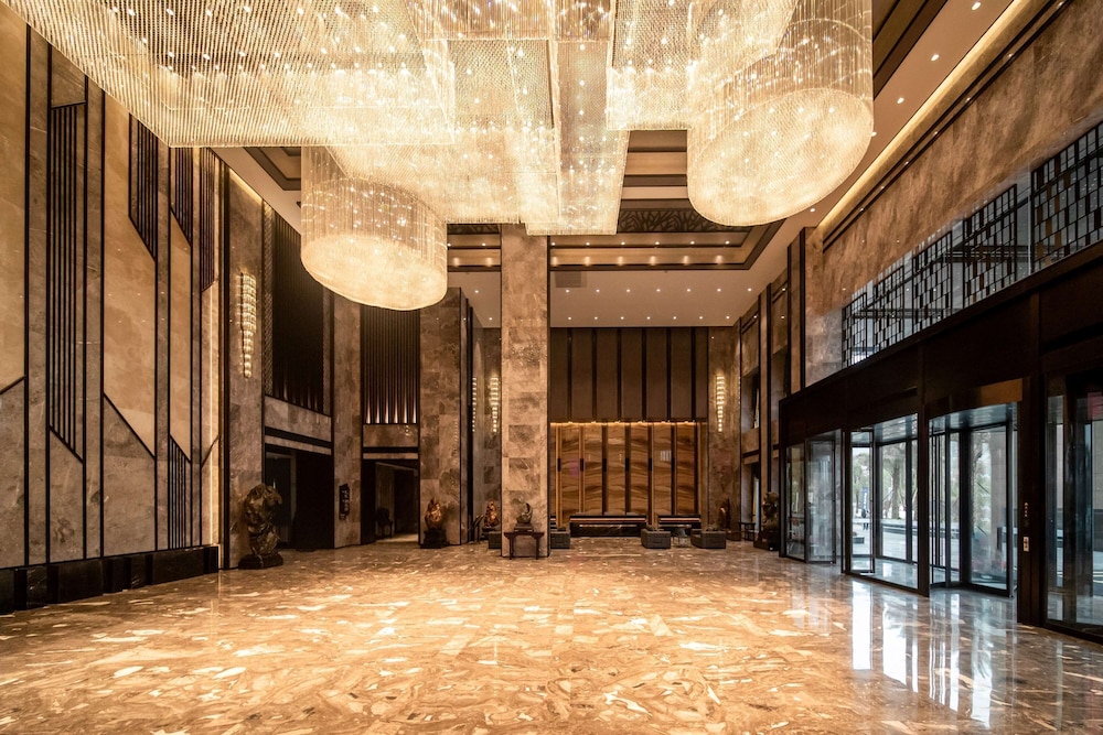 Ramada Plaza by Wyndham Hezhou North 28/32