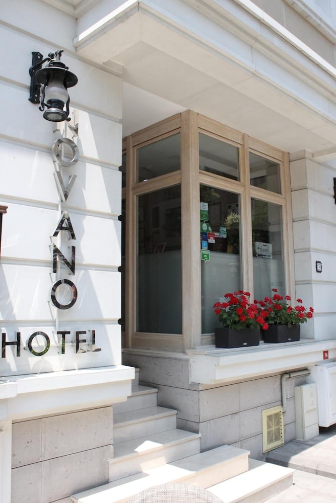Hotel Novano 5/50