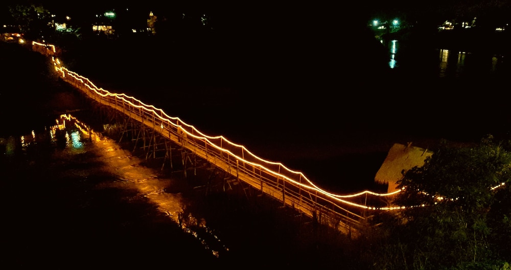 Saynamkhan River View 48/50