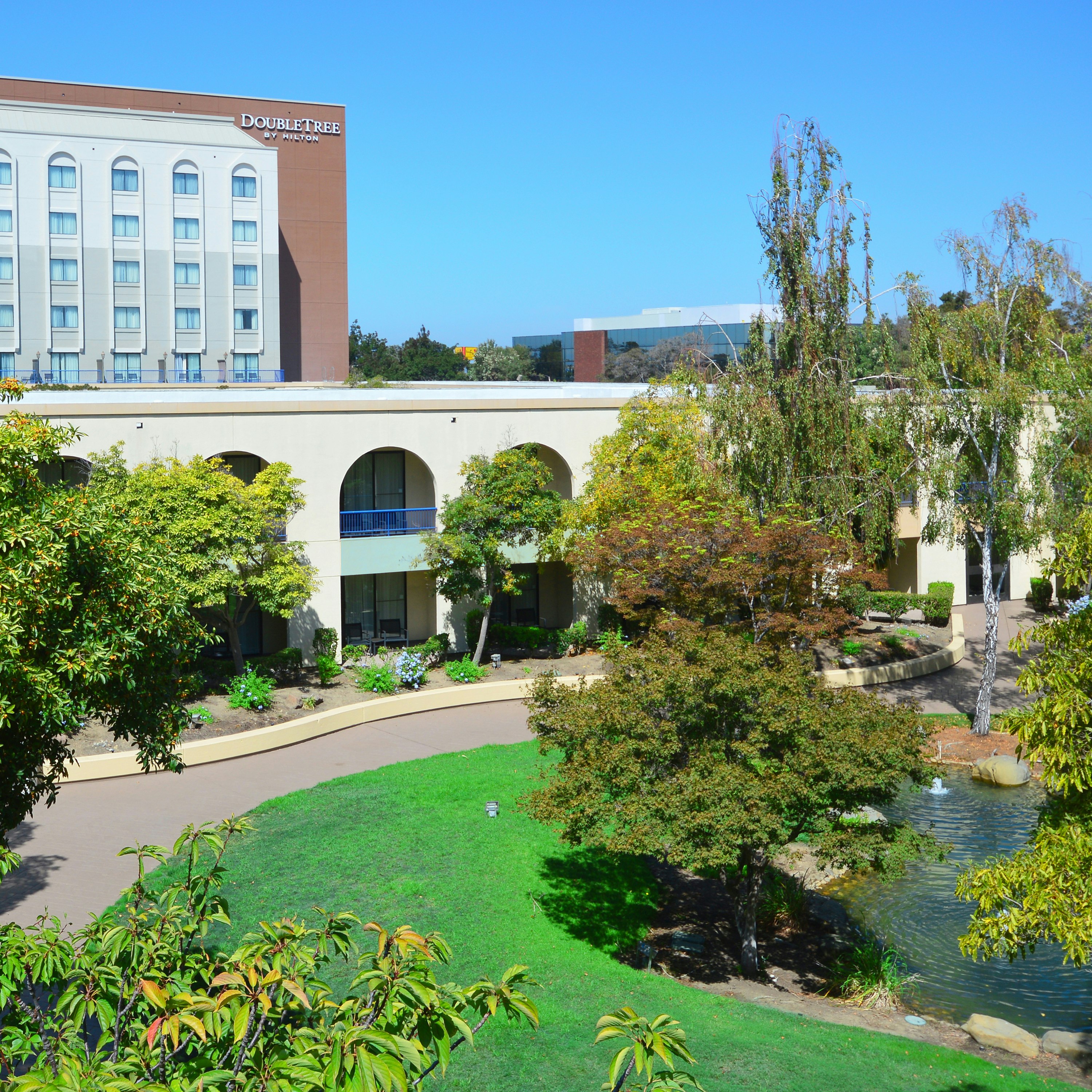 Doubletree By Hilton Newark Fremont 74/76