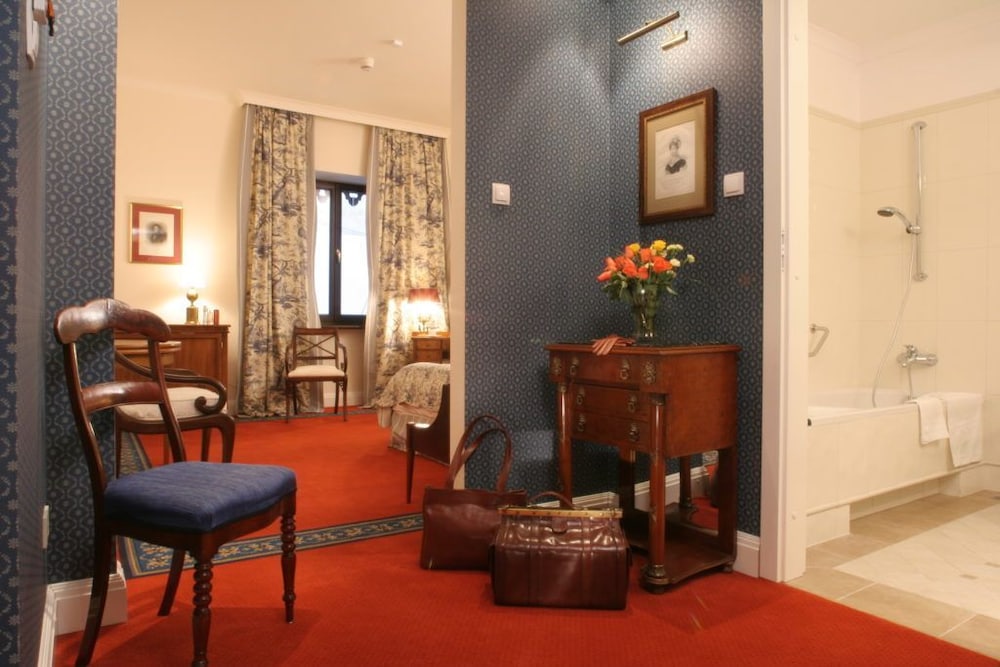 Hotel Grodek 38/50