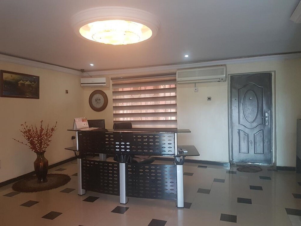 Hallmark Suites - Abeokuta 2/18