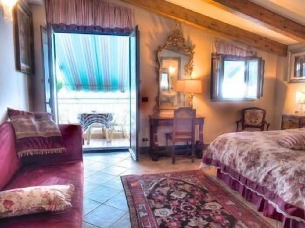 Villa Donna Fausta 15/20