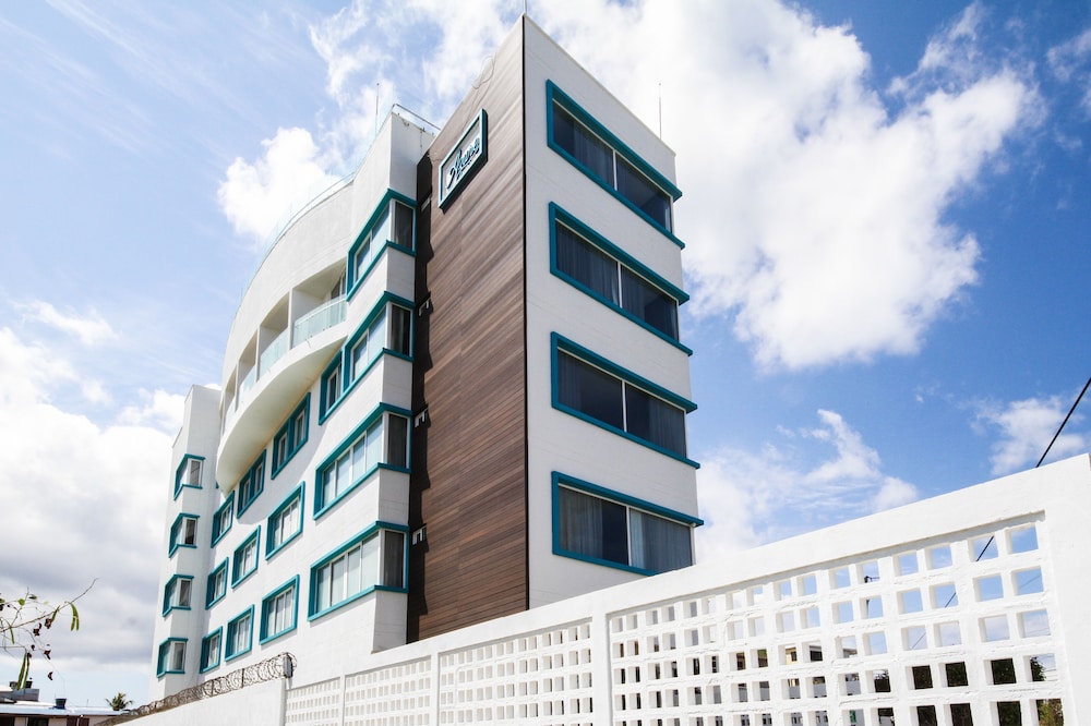 Azure Lofts And Pool photo2