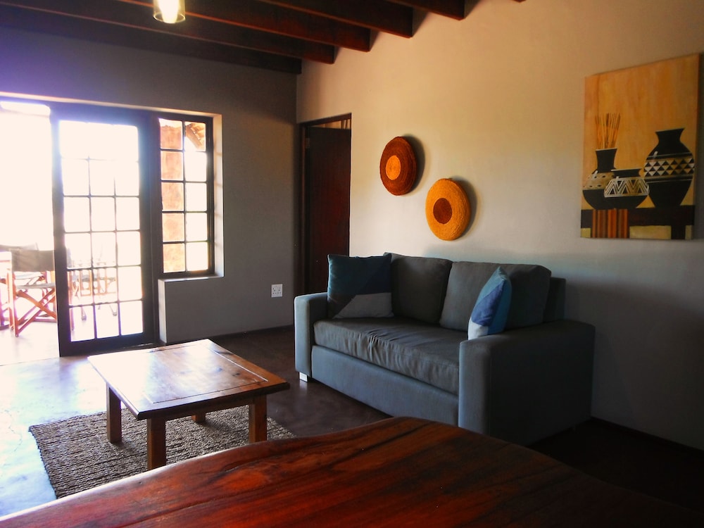 Mangwa Valley Game Lodge 24/50