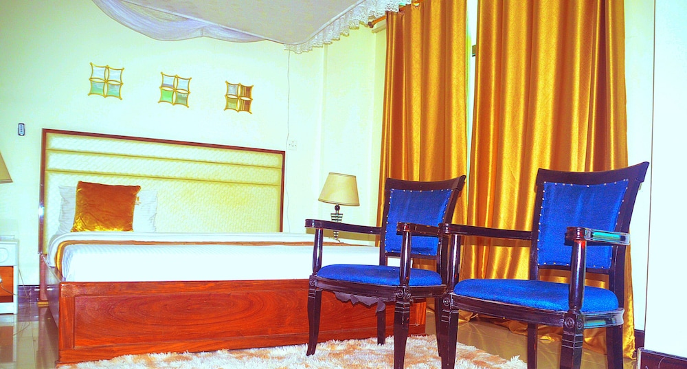 Nefaland Hotel 31/45