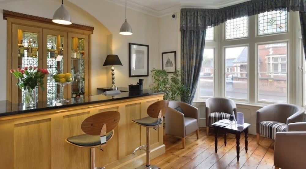 Taunton House Hotel 40/51
