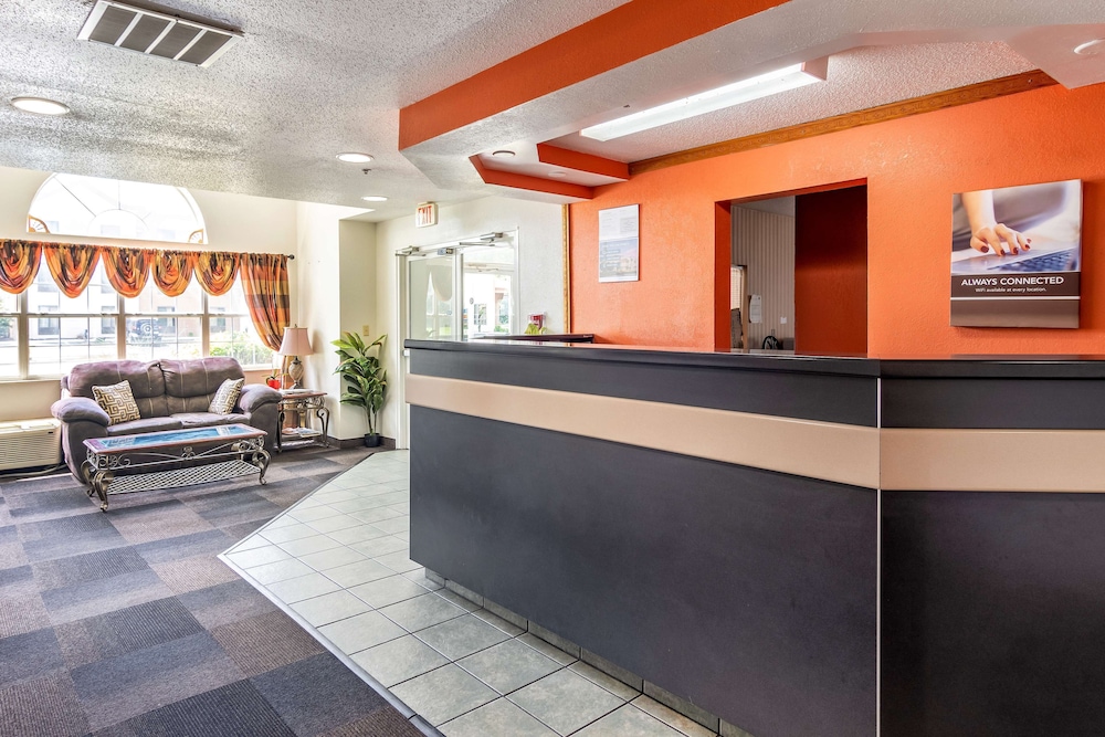 Motel6 Chattanooga, TN - Downtown 8/40