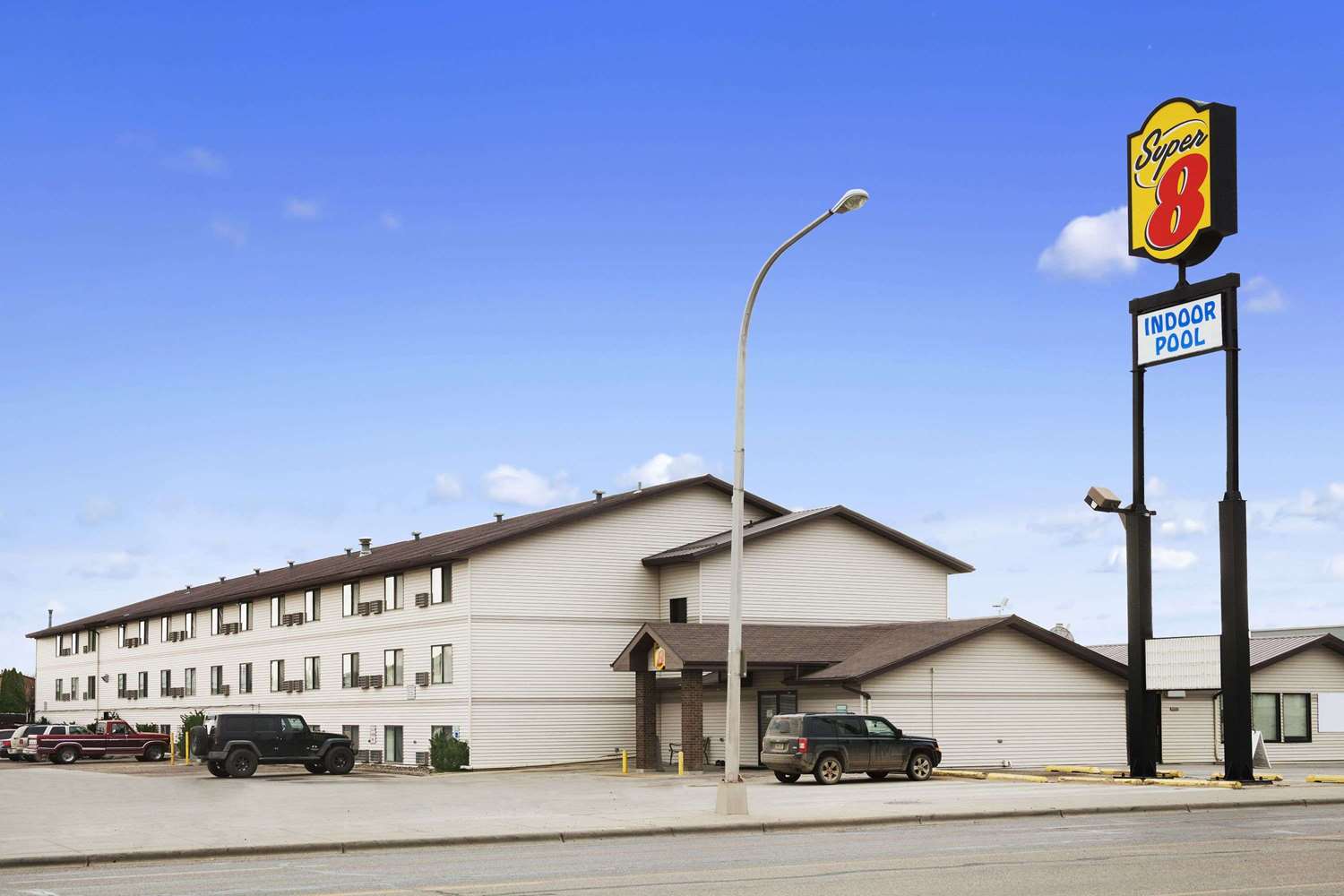 Super 8 by Wyndham Williston ND 26/30