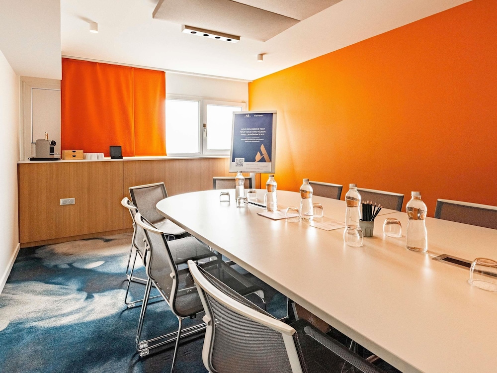 NOVOTEL REIMS TINQUEUX 63/72