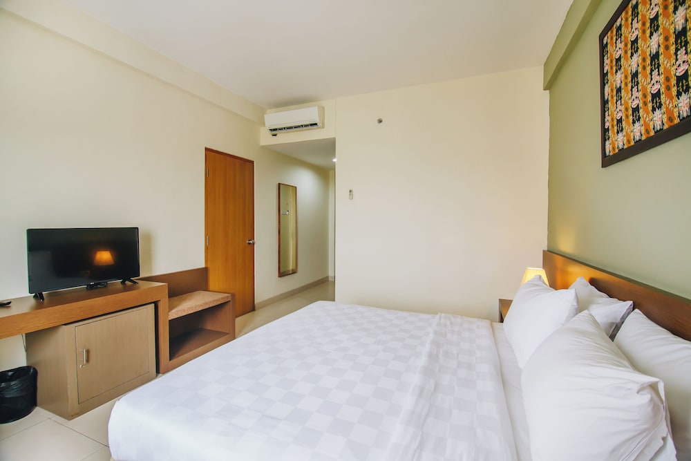 Hotel Luwansa 25/50