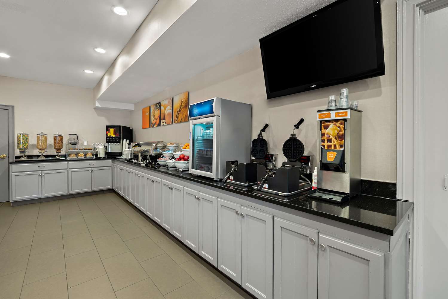 Comfort Inn Suites Santee 6/39