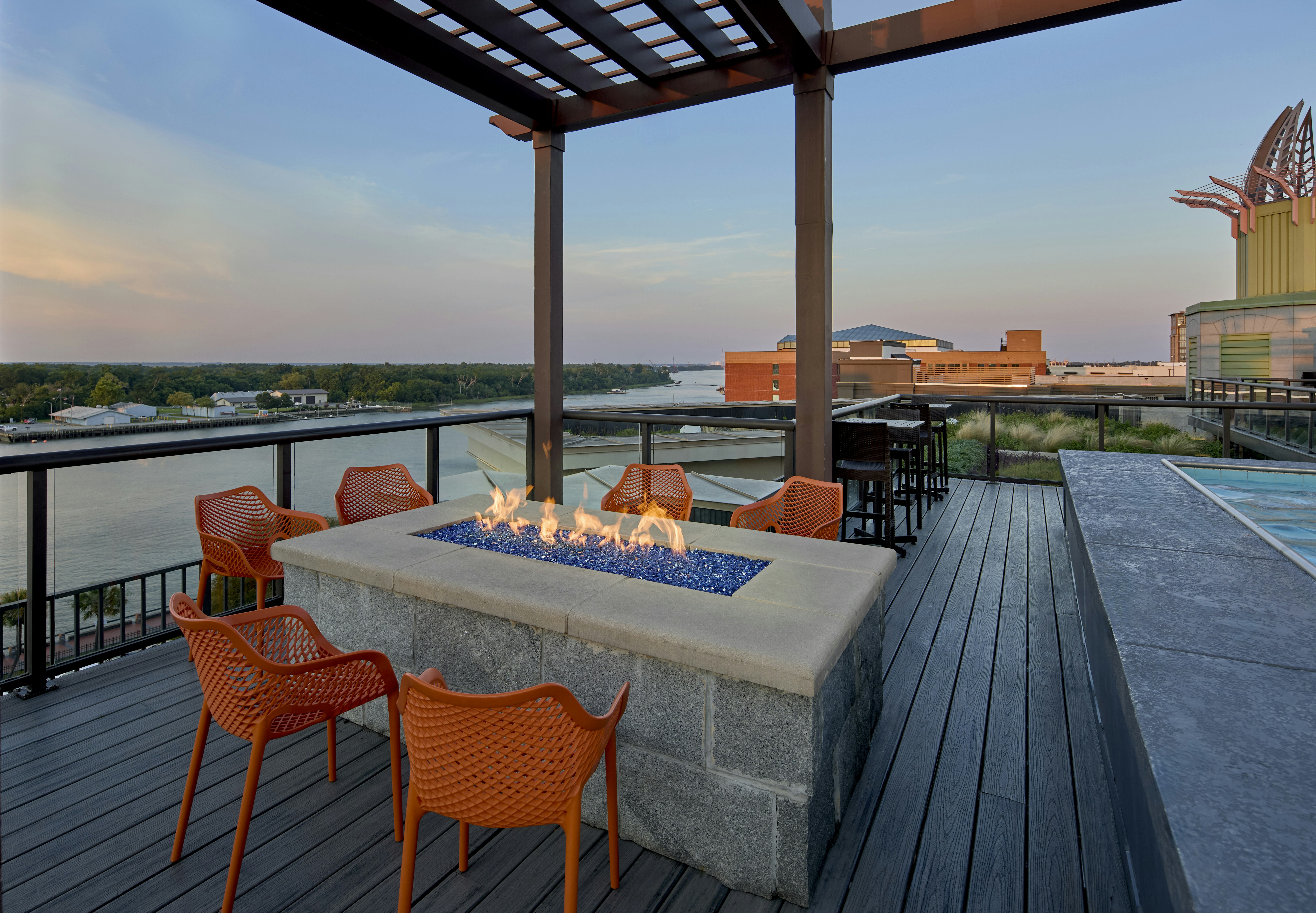 Homewood Suites by Hilton Savannah Historic District/Riverfront 28/40