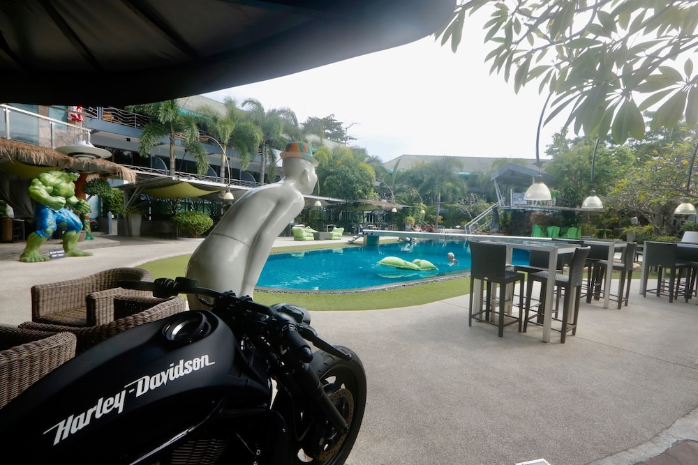 Momento Resort 71/78