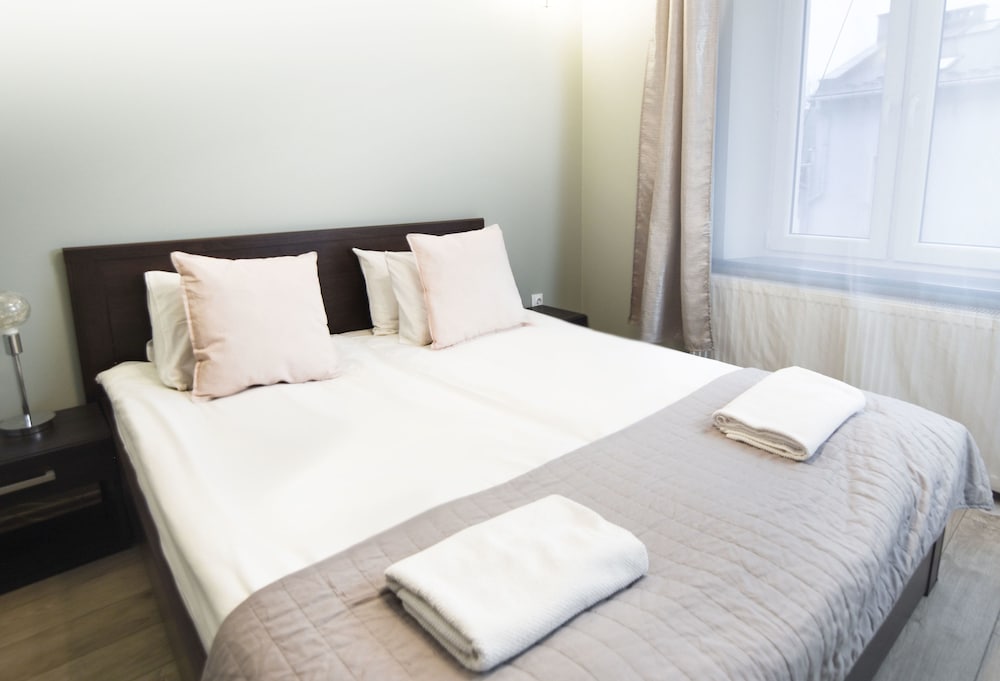 Platinum Aparthotel 24/73
