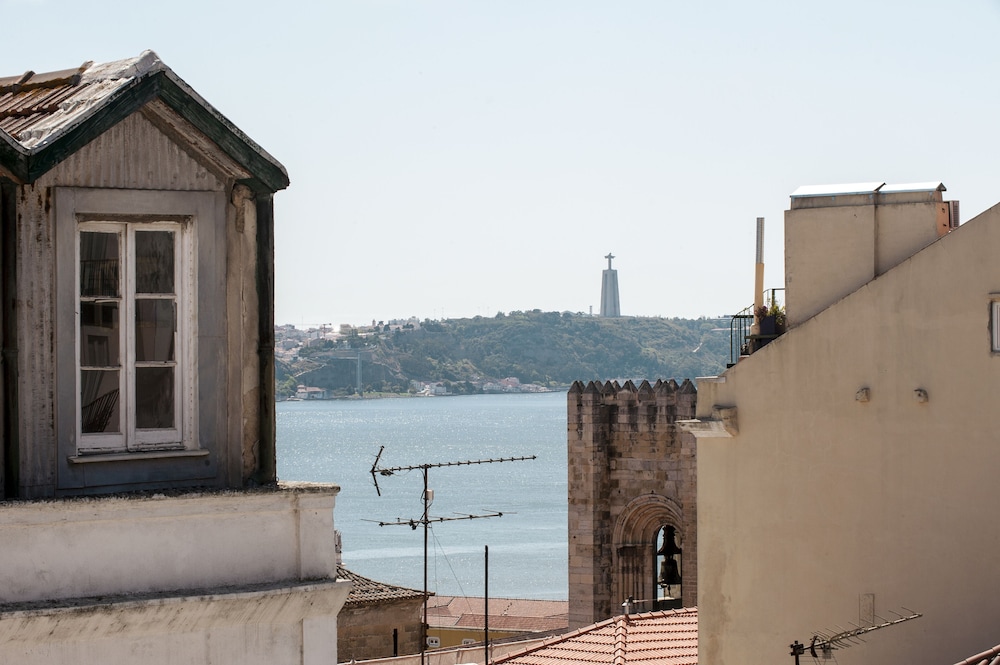 Portas do Teatro Apartments 43/50