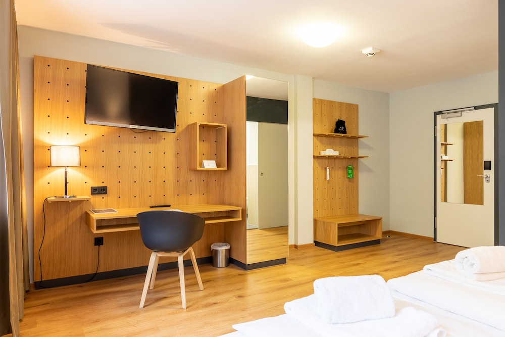 Mk Hotel Berlin 18/50
