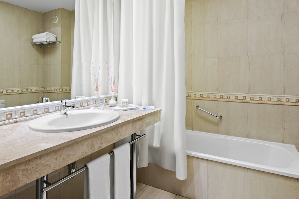 Gran Hotel Elba Vecindario Airport 47/50