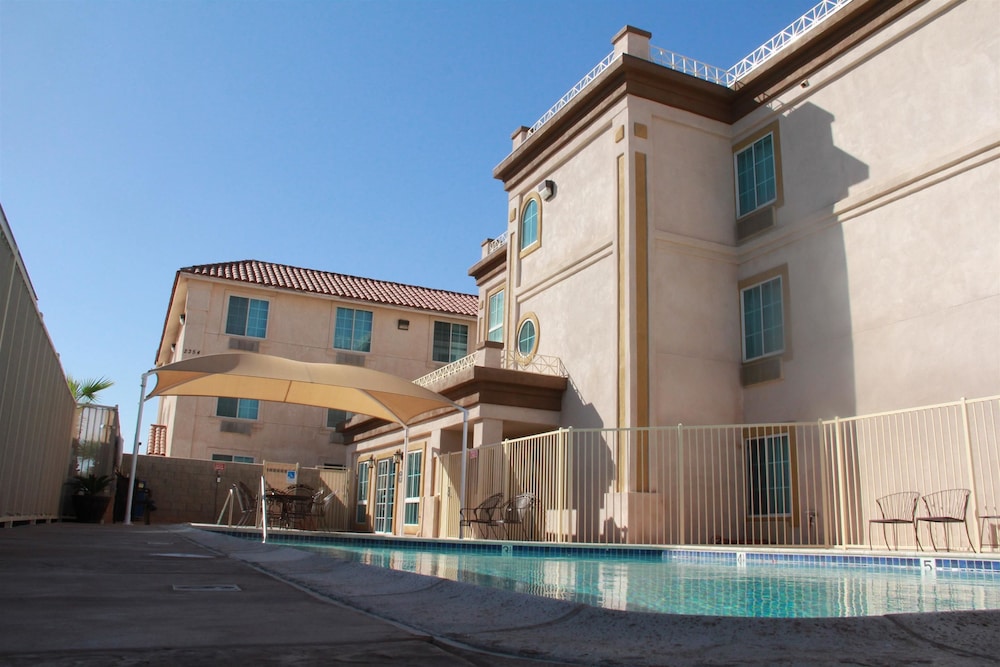 Best Western El Centro Inn 2/35