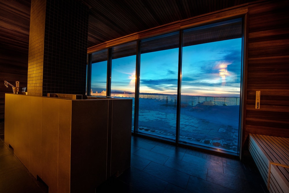 ARLAMOW HOTEL 11/50