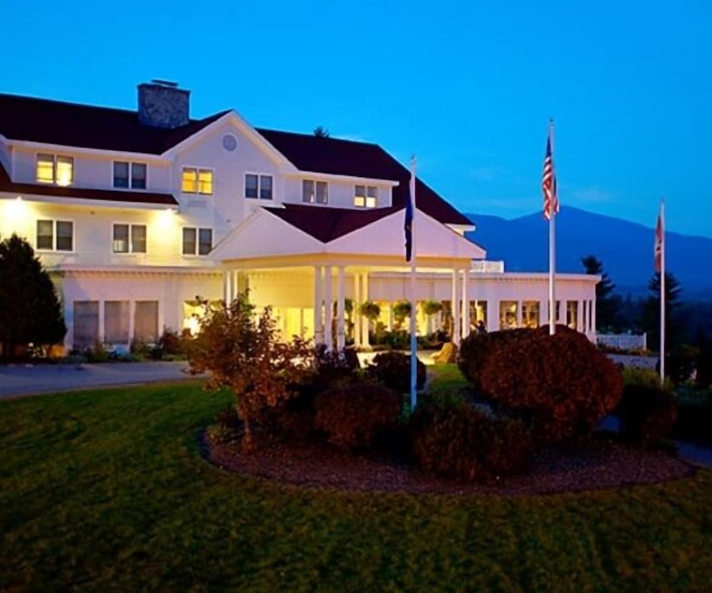 The White Mountain Hotel And Resort 47/49