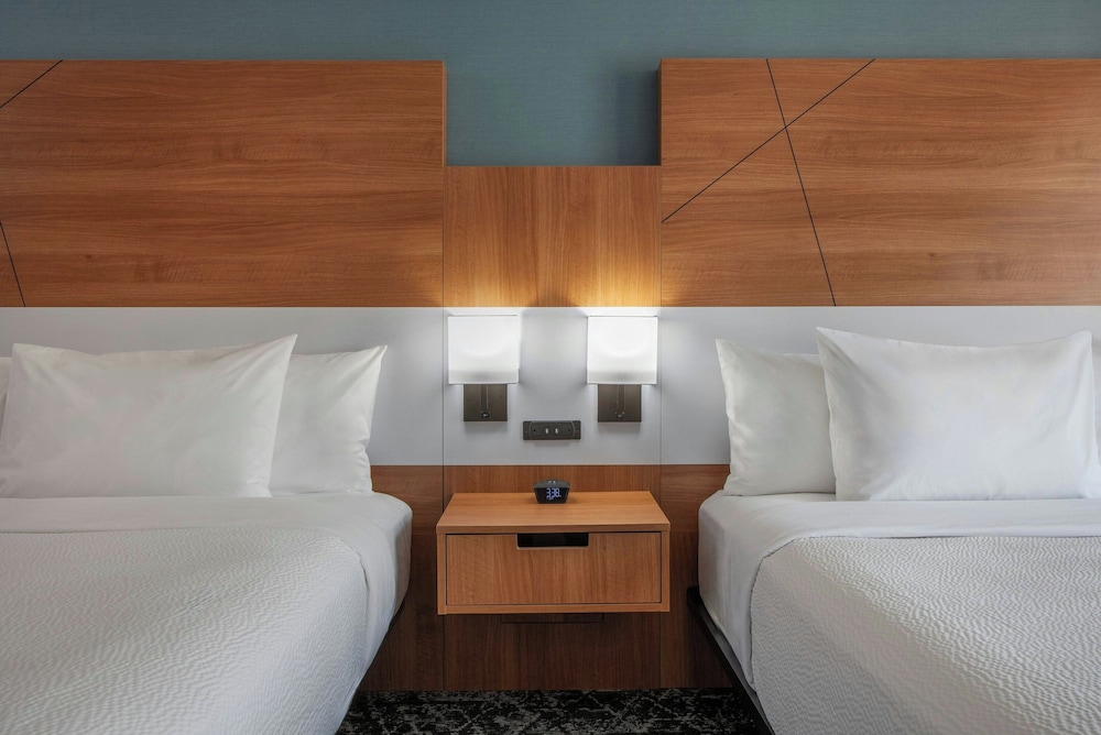 Fairfield Inn Suites By Marriott Oakland Hayward 9/48