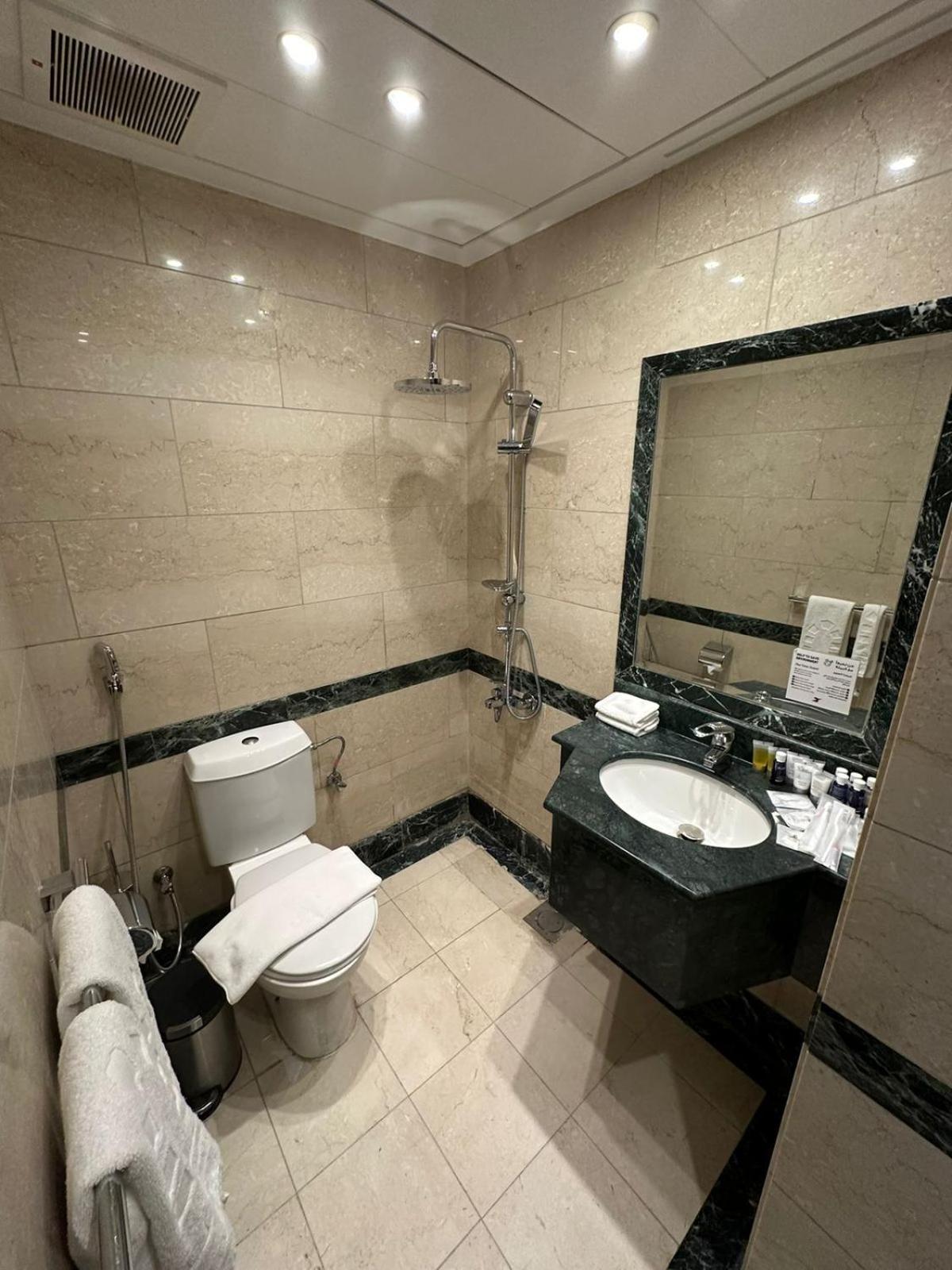 Grand Millennium Al Haram Hotel 56/58