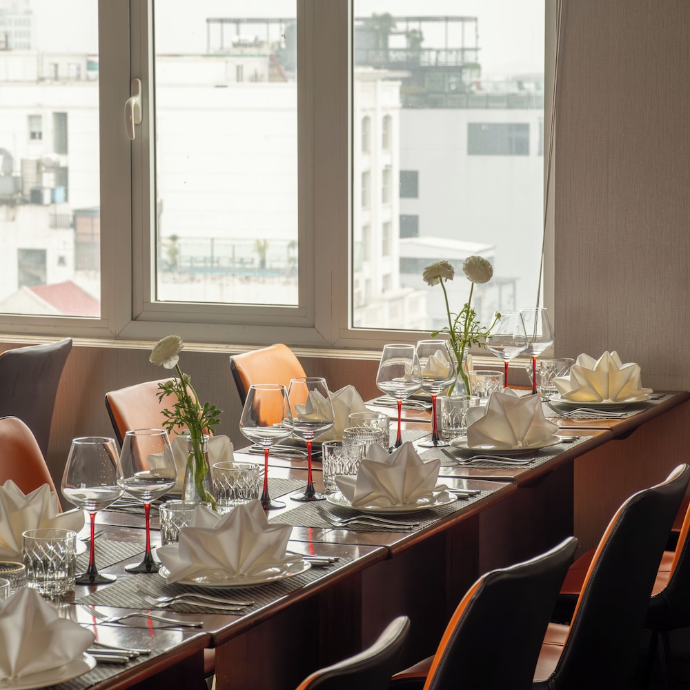 Champton Hanoi Hotel 47/63
