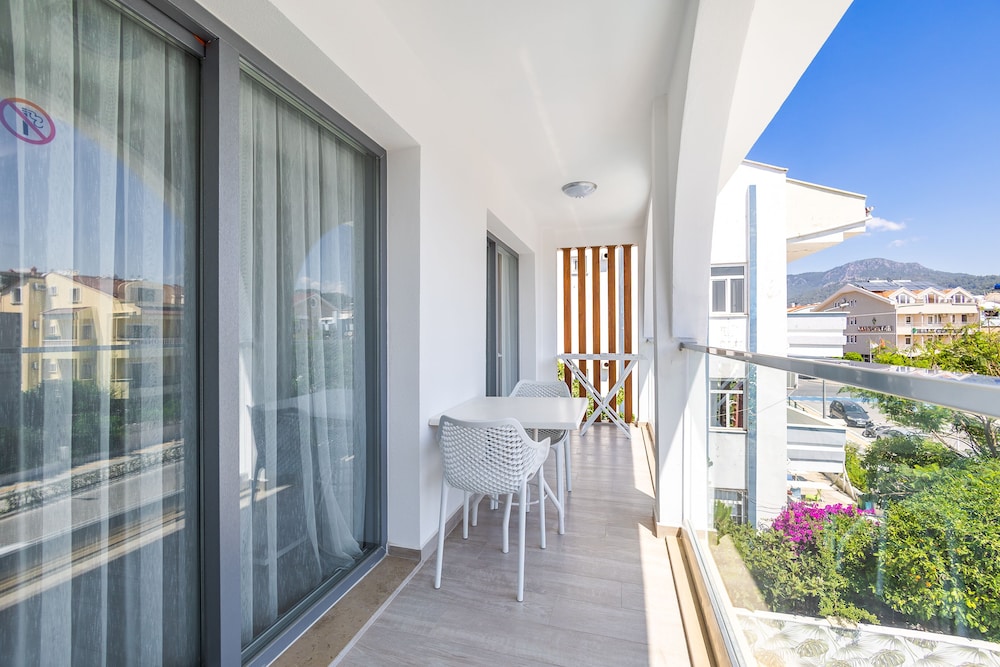 Princess Kinli Suites Hotel 3/38