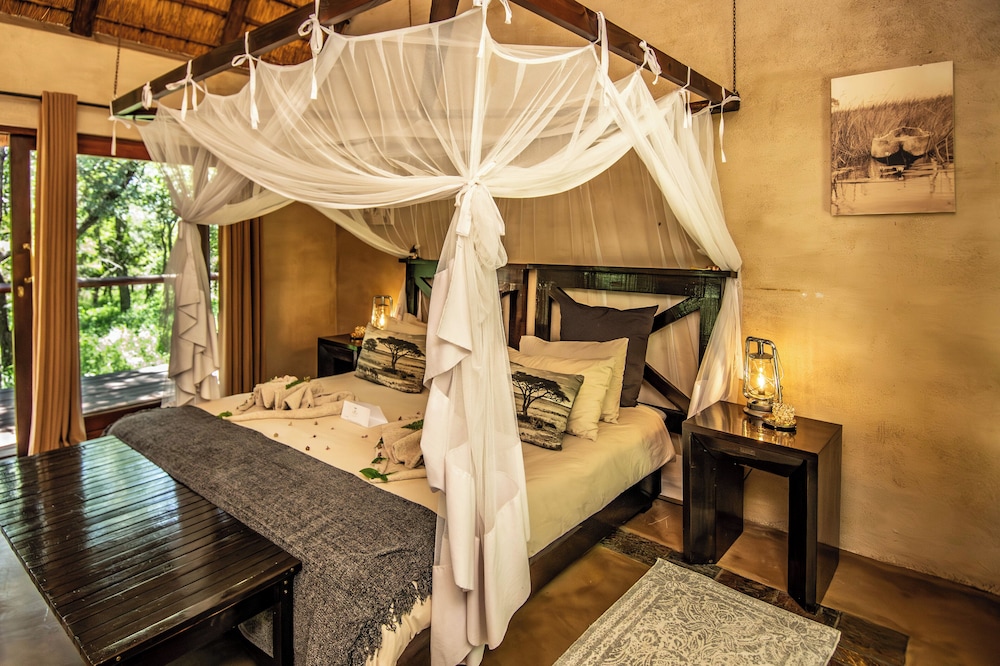 Thornhill Safari Lodge 25/70