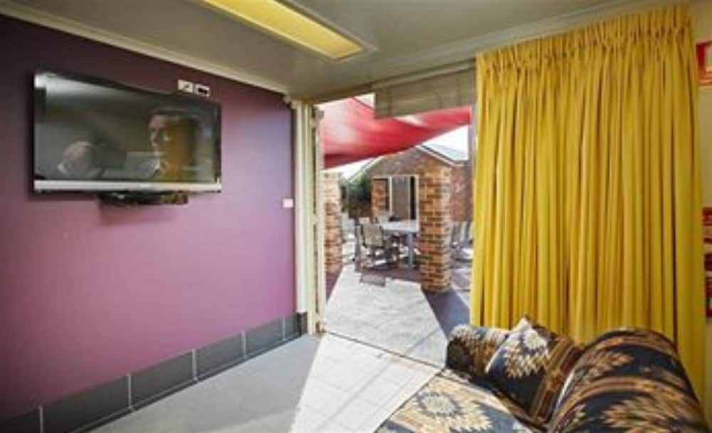 JESMOND EXECUTIVE VILLAS 36/79