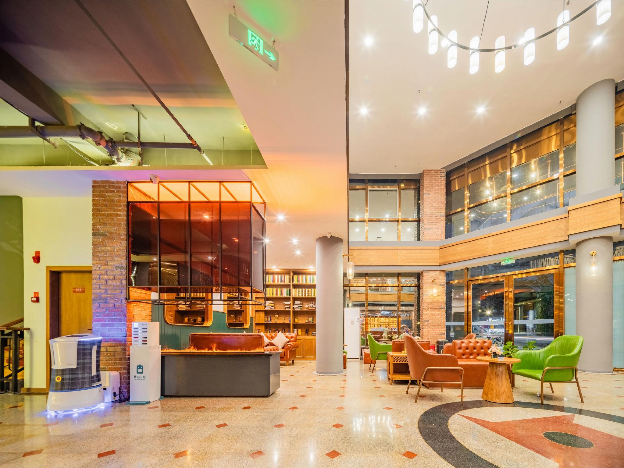 James Joyce Coffetel Chengdu (Huayang Convention and Exhibition Center Haichang Polar Aquarium) 20/42