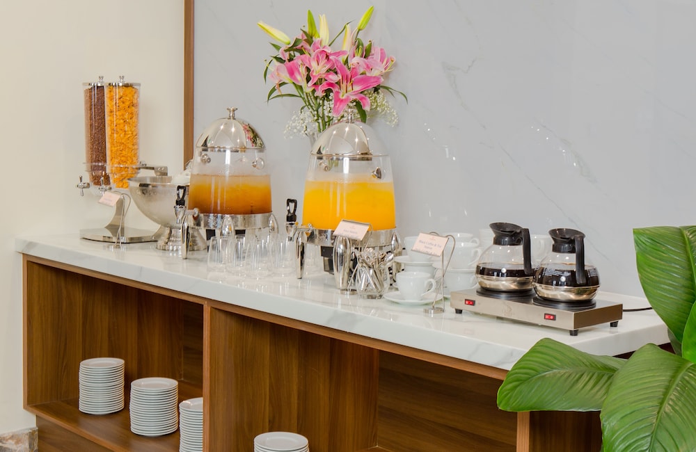 Phu Thang Grand Hotel 5/50