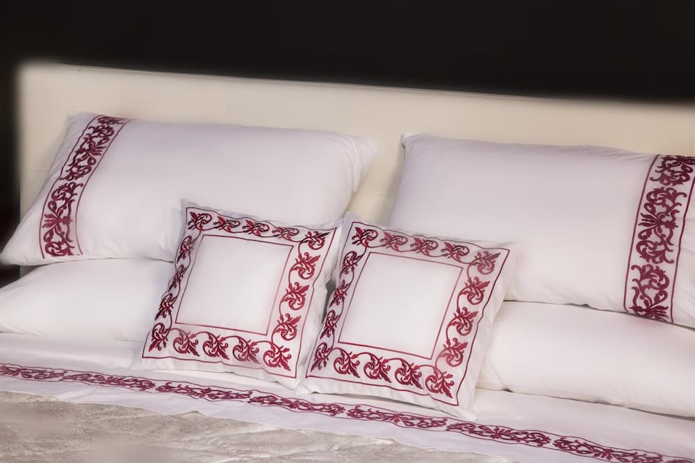 Art Fashion House Luxury Rooms 24/35